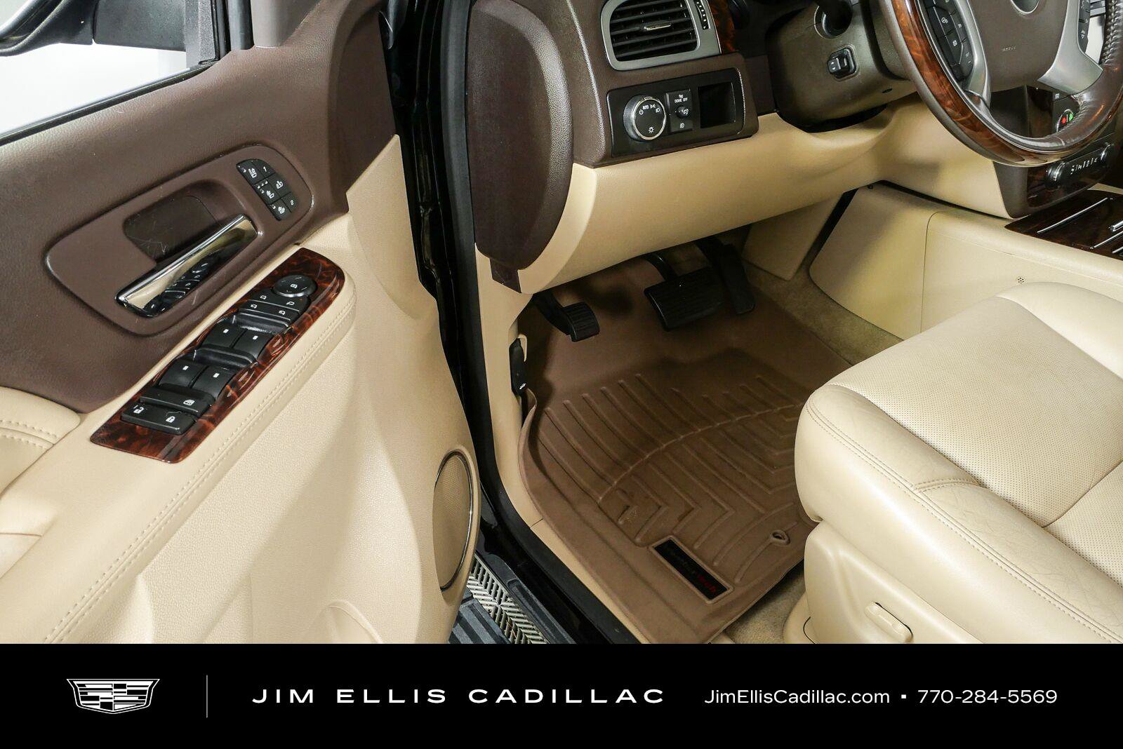 Used 2014 GMC Yukon XL Denali RWD image 8