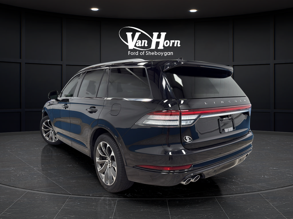 Used 2023 Lincoln Aviator Grand Touring w/ Equipment Group 301A AWD/4WD image 5