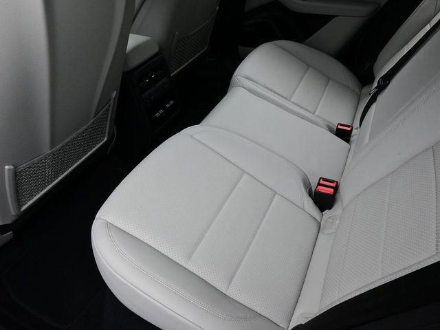 New 2026 Porsche Macan 4S Electric image 15