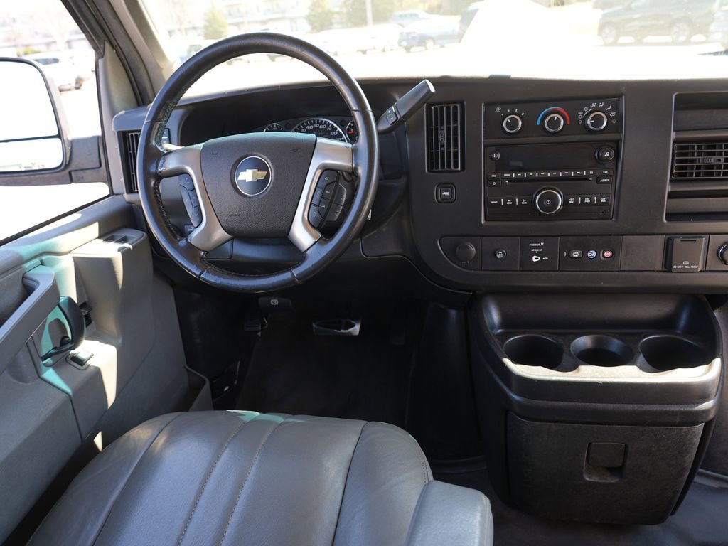 Used 2016 Chevrolet Express 2500 LS RWD image 15