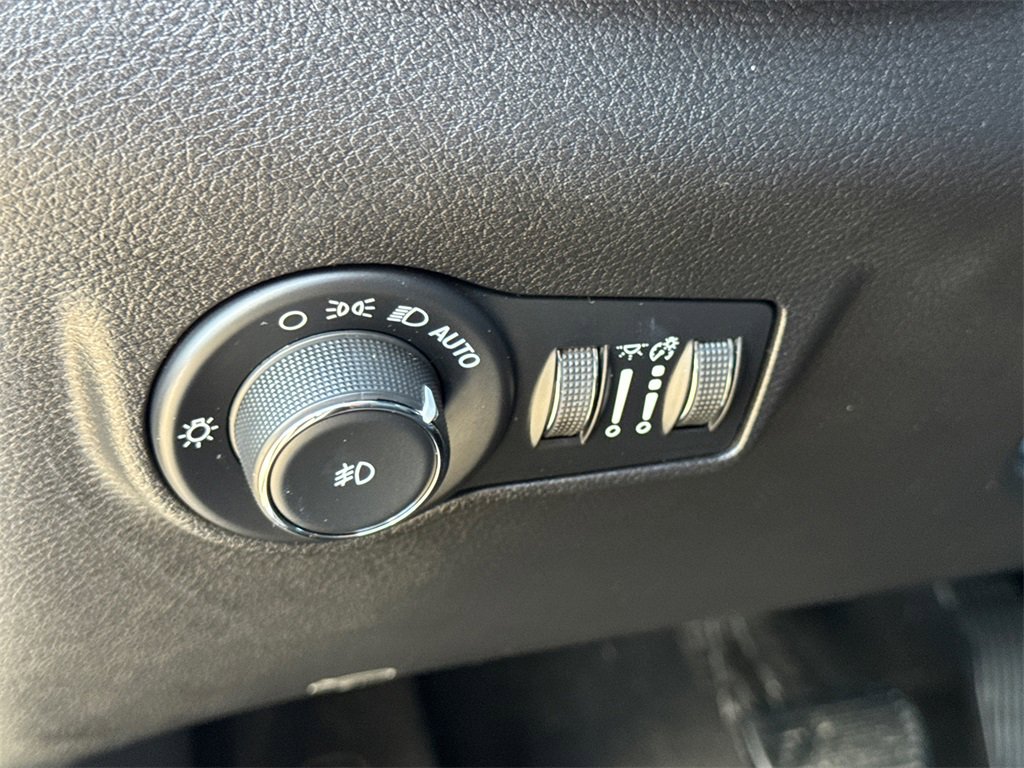 Certified 2022 Jeep Compass High Altitude image 29