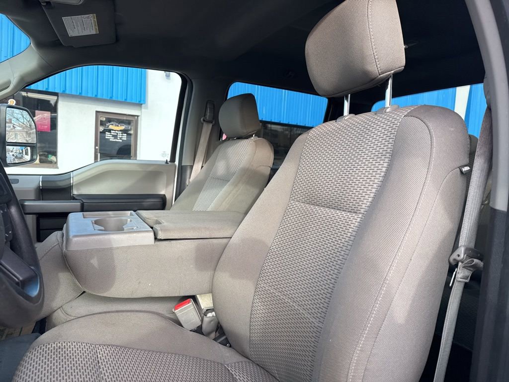 Used 2018 Ford F350 XLT image 33