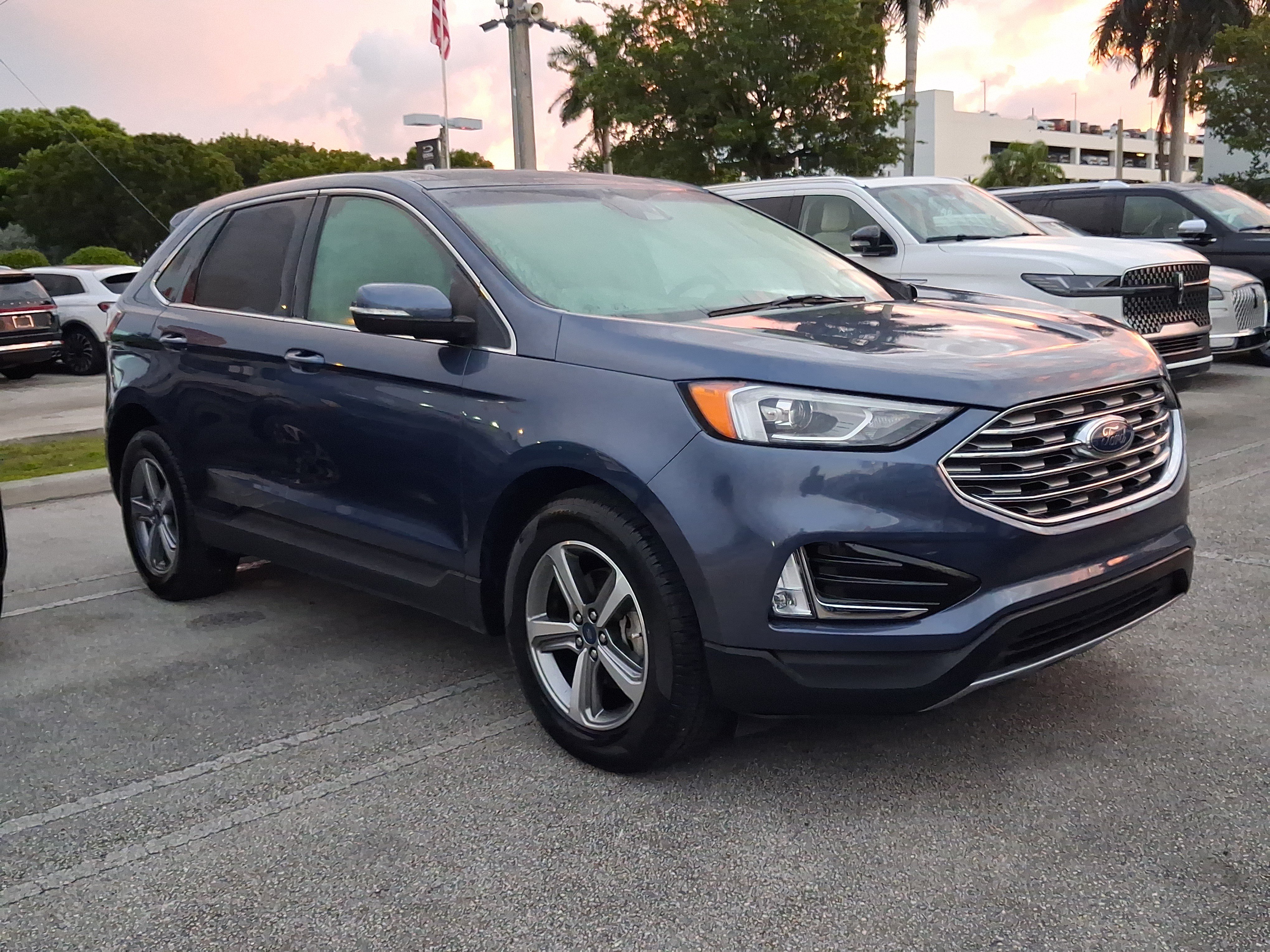 Used 2019 Ford Edge SEL w/ Equipment Group 201A FWD image 22