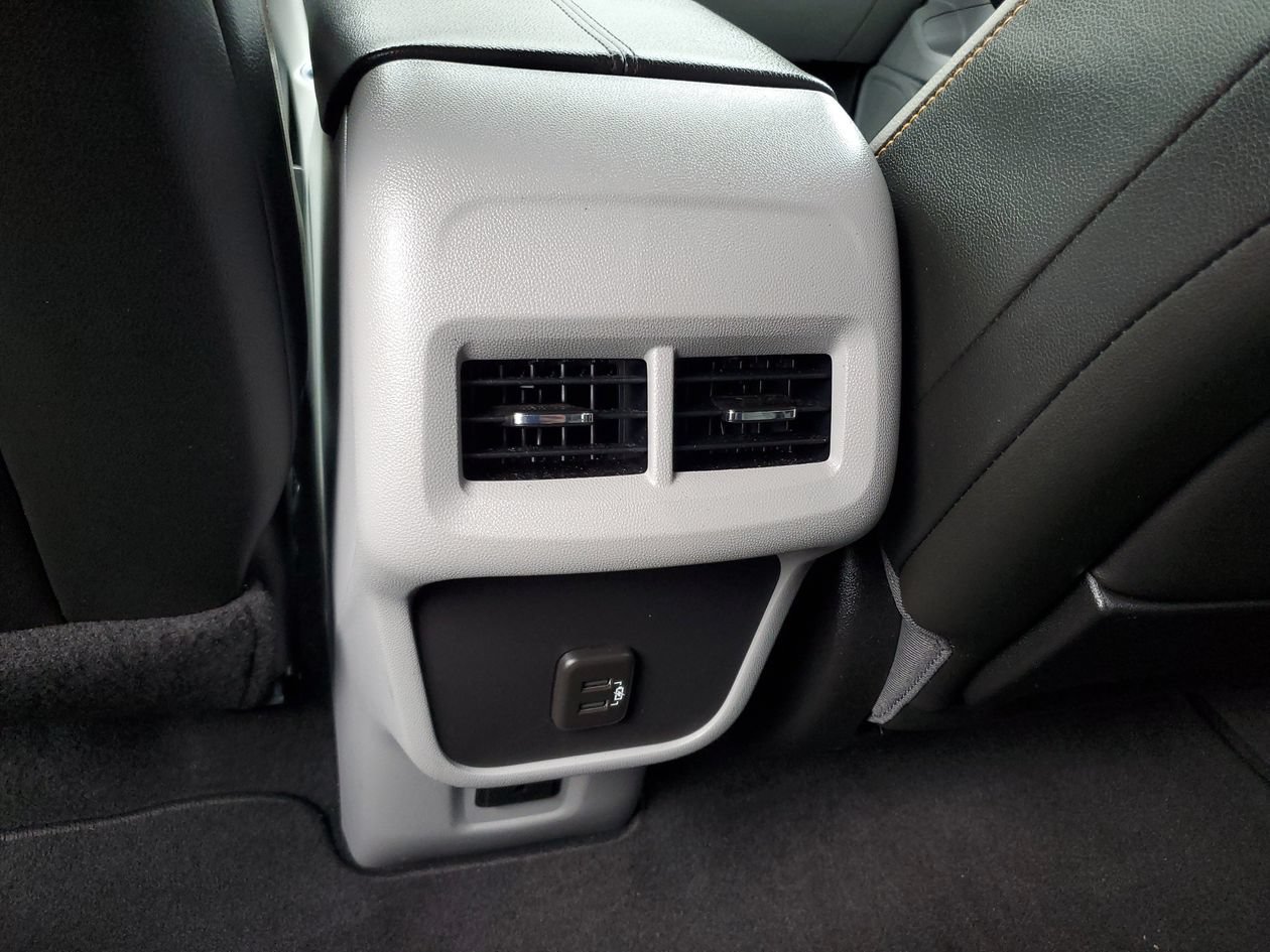 Used 2020 GMC Terrain SLT w/ Preferred Package FWD image 15