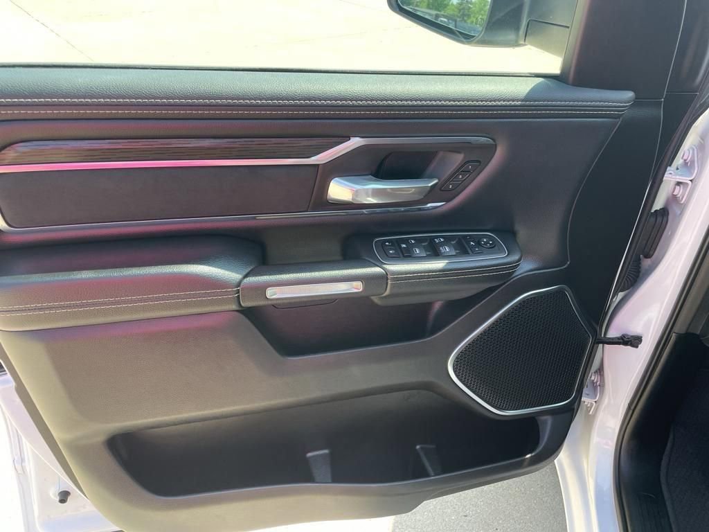 Used 2024 RAM 1500 Laramie image 15