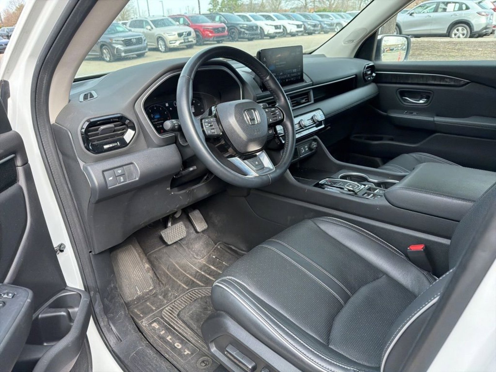Used 2024 Honda Pilot Elite image 18