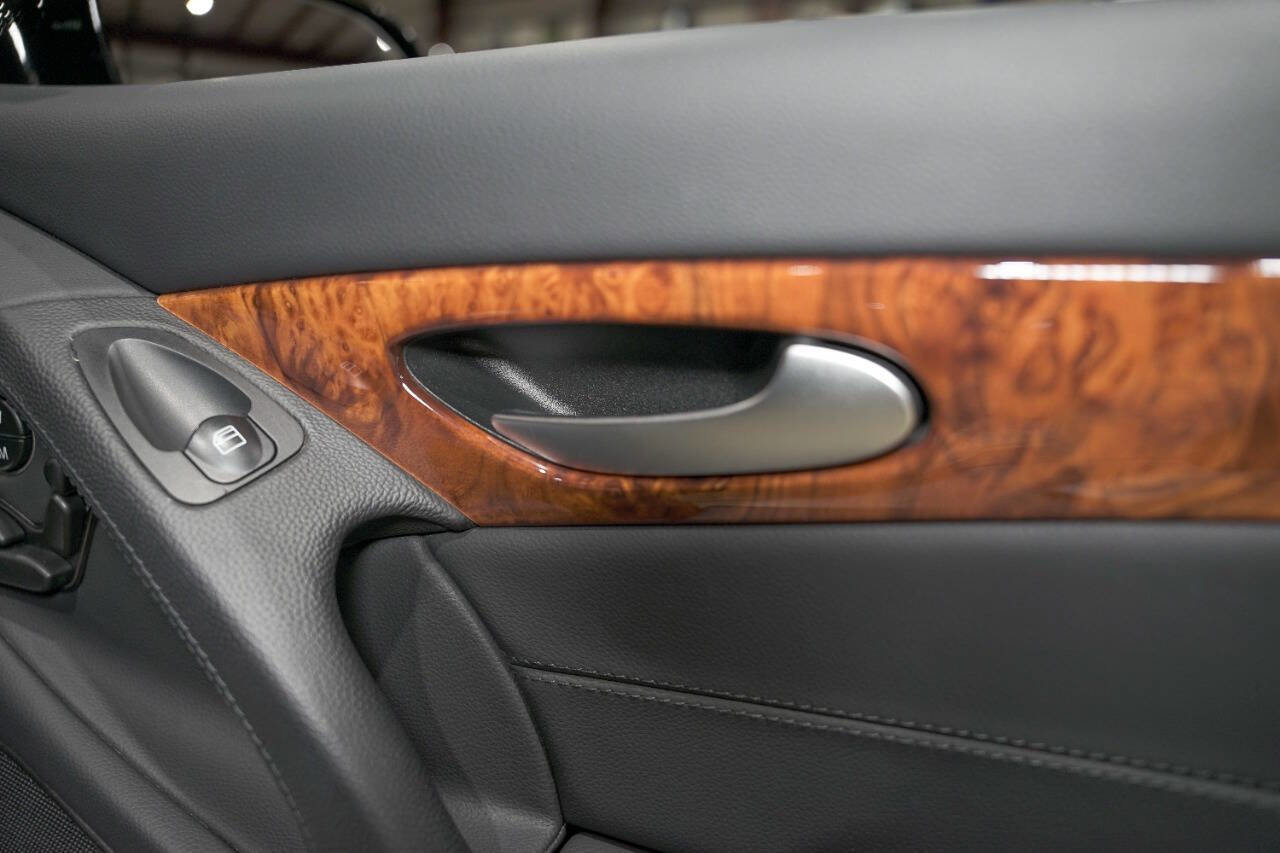 Used 2007 Mercedes-Benz SL 550 image 37