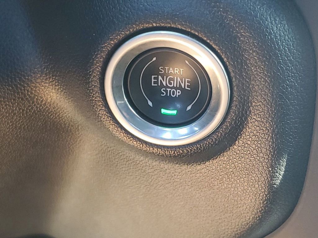 Used 2023 Chevrolet Silverado 1500 Custom image 35