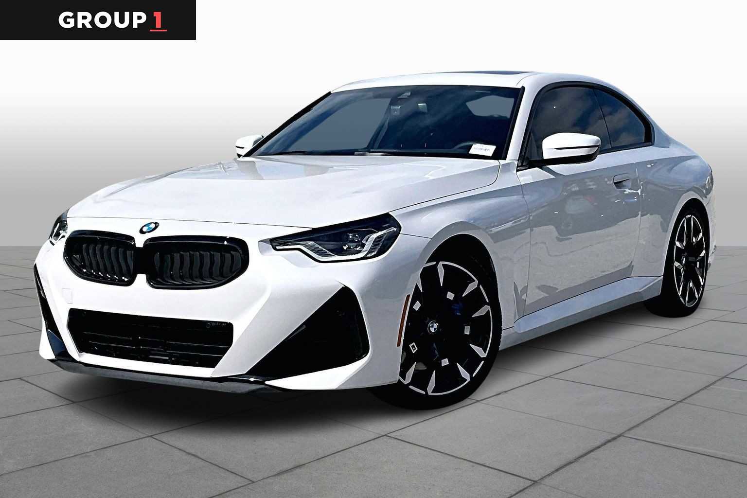 Used 2025 BMW 230i Coupe w/ M Sport Package image 1