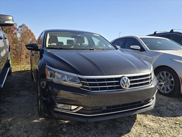 Used 2018 Volkswagen Passat 2.0T SE
