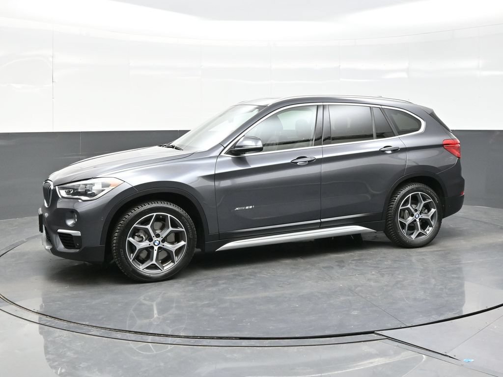 Used 2017 BMW X1 xDrive28i AWD/4WD image 3