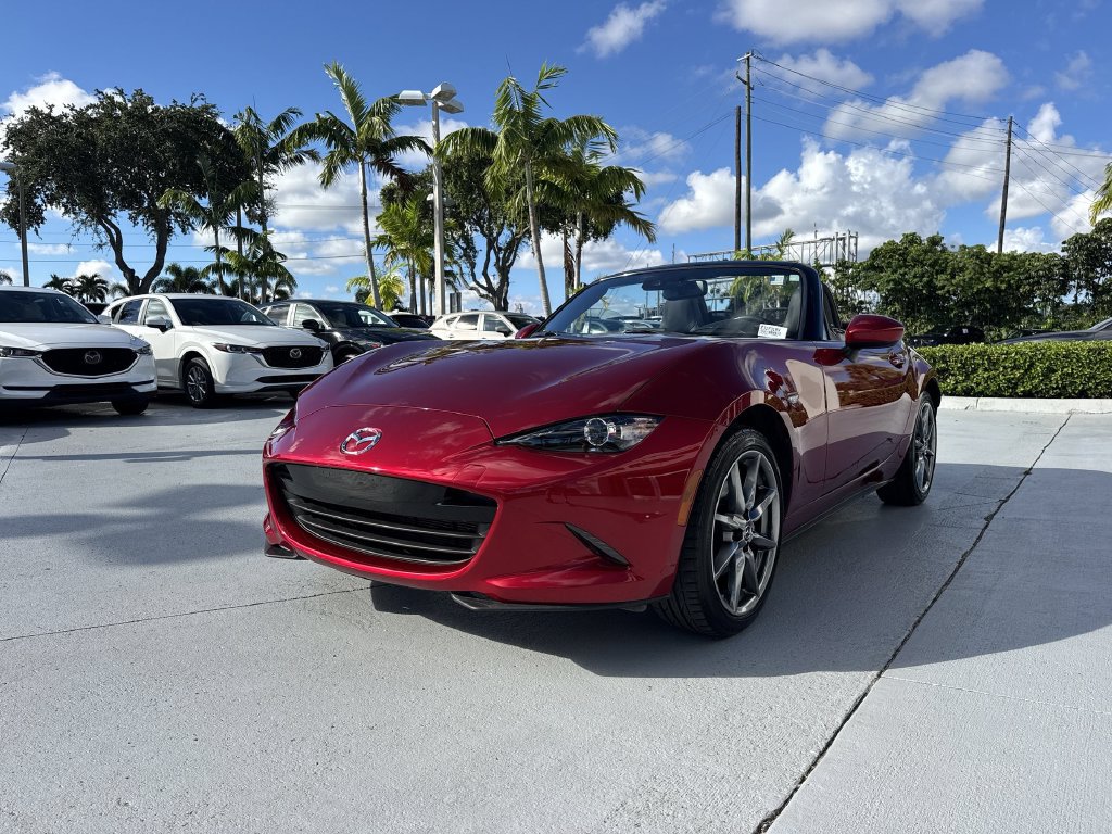 Used 2023 MAZDA MX-5 Miata Grand Touring w/ Weather Package RWD image 31