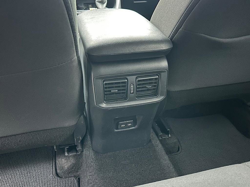 Certified 2025 Toyota RAV4 XLE AWD/4WD image 17