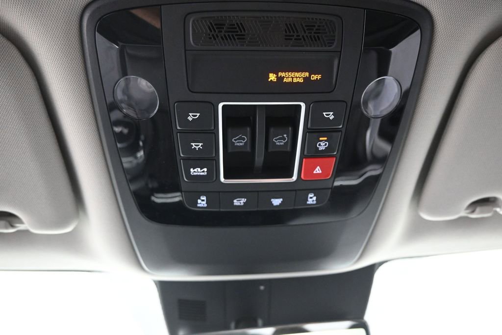 Certified 2025 Kia Carnival SX Prestige FWD image 43