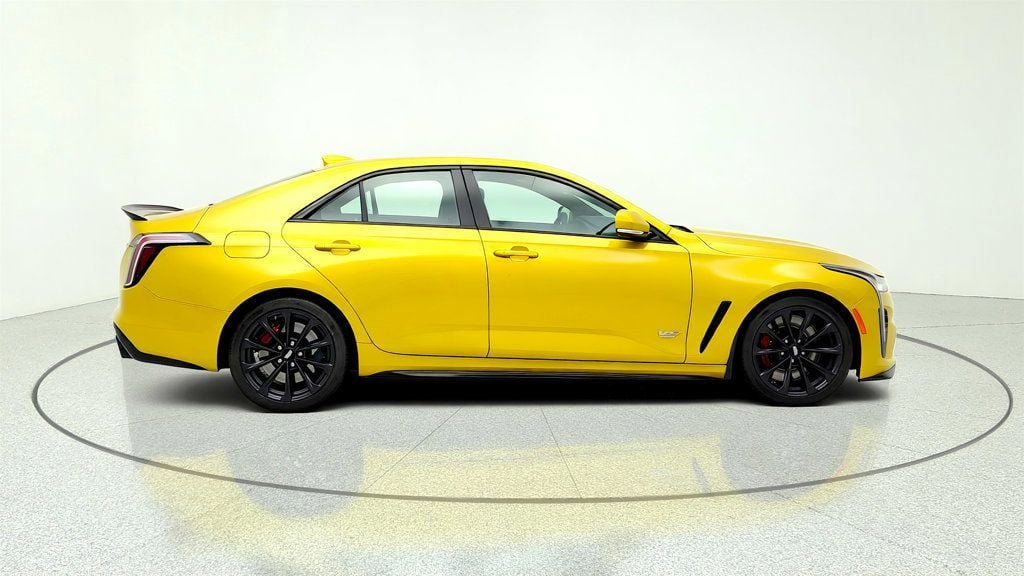 Used 2024 Cadillac CT4 V Blackwing w/ Technology Package RWD image 4