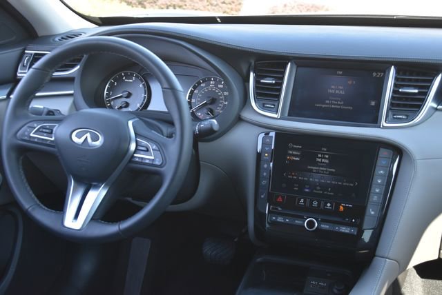 Used 2025 INFINITI QX50 Luxe AWD/4WD image 2