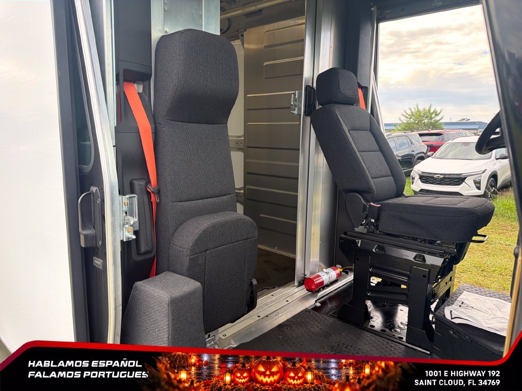 Used 2024 Chevrolet Brightdrop 400 w/ Commercial Equipment Package AWD/4WD image 20
