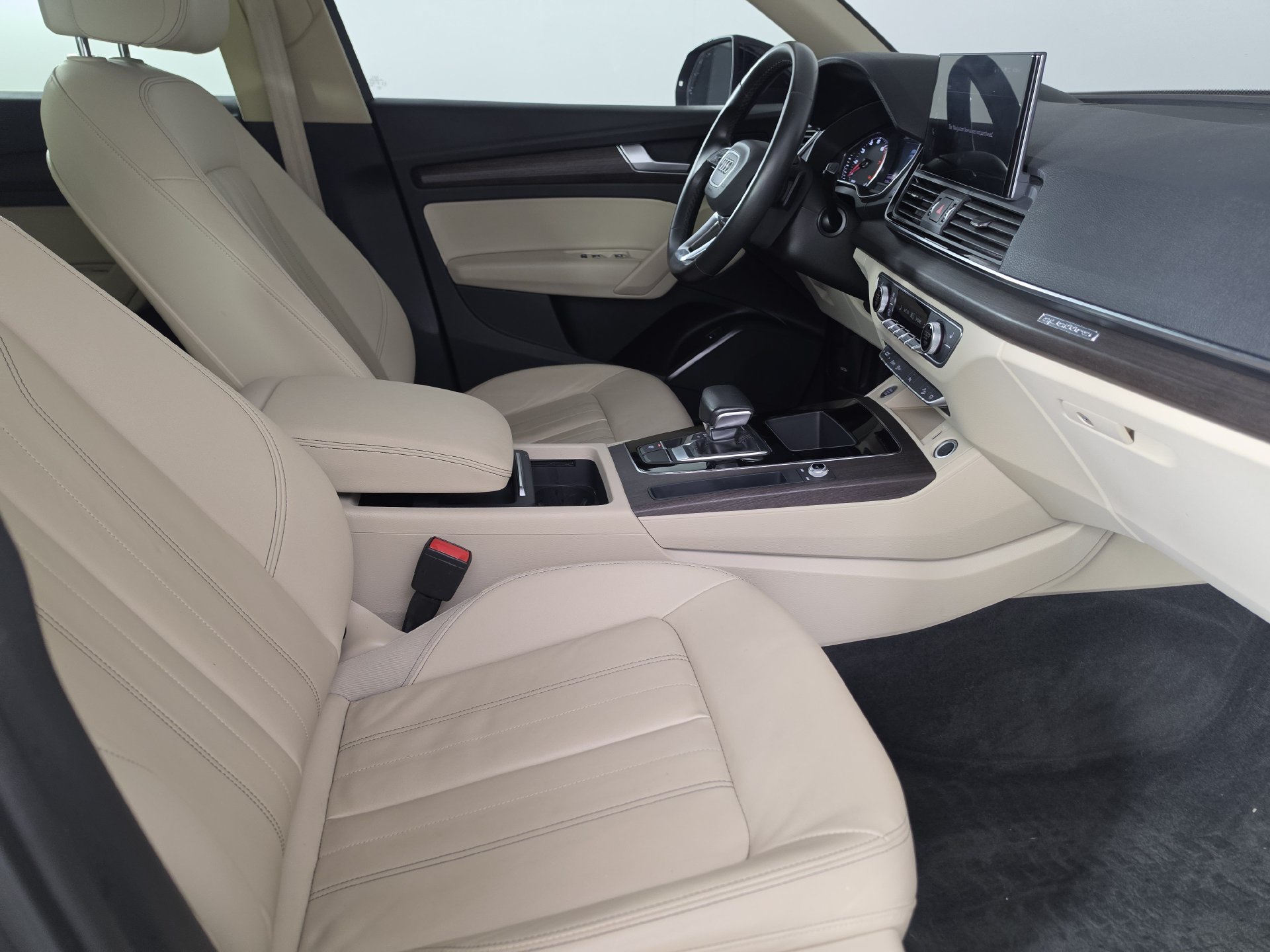 Used 2021 Audi Q5 2.0T Premium w/ Convenience Package AWD/4WD image 30