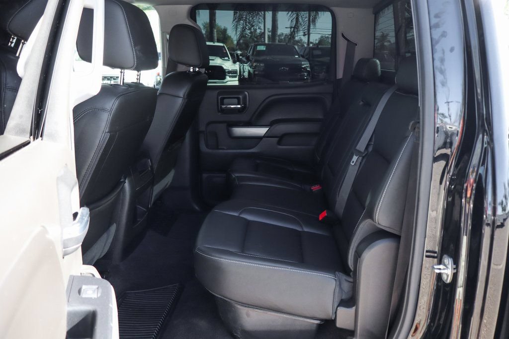 Used 2018 Chevrolet Silverado 1500 LTZ Z71 w/ Redline Edition AWD/4WD image 43