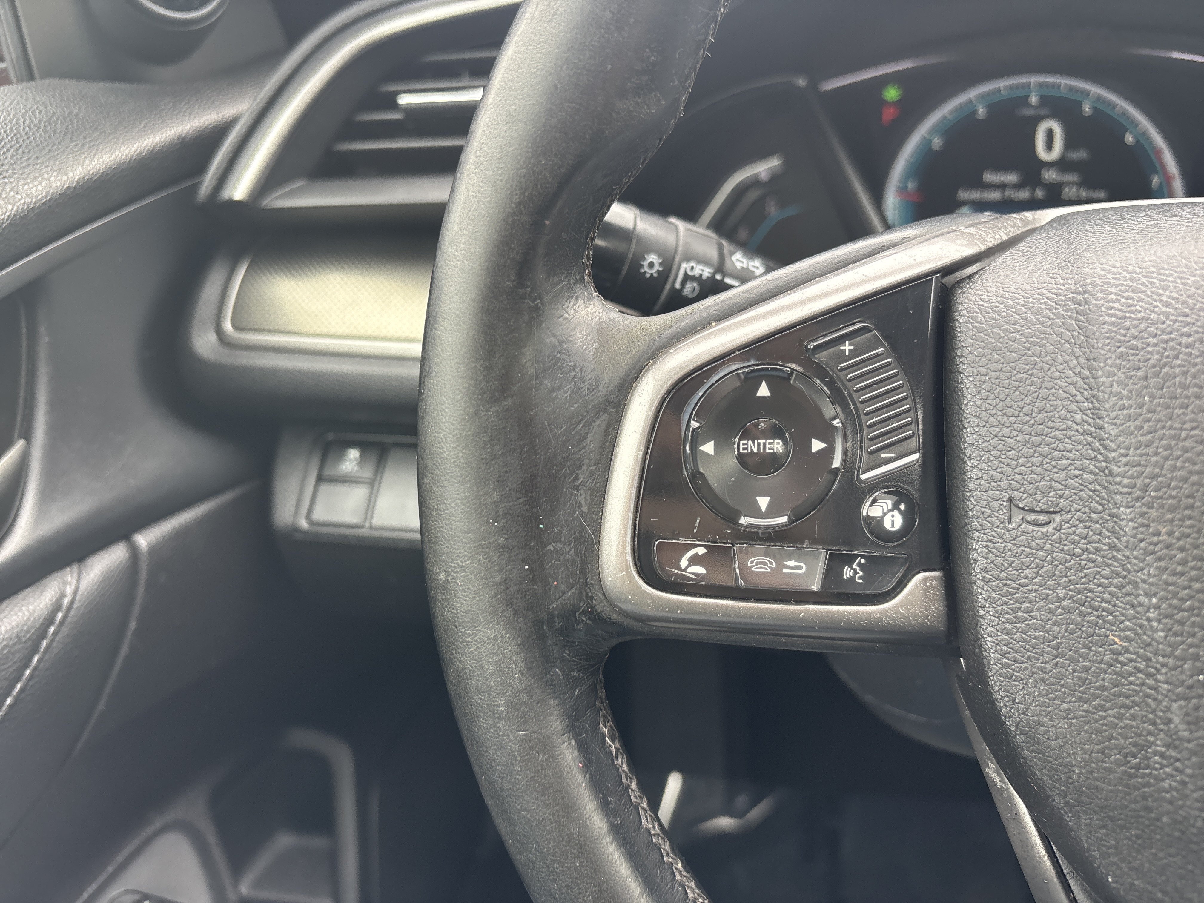 Used 2018 Honda Civic EX-L image 27