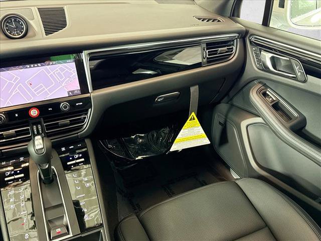 New 2026 Porsche Macan S AWD/4WD image 21