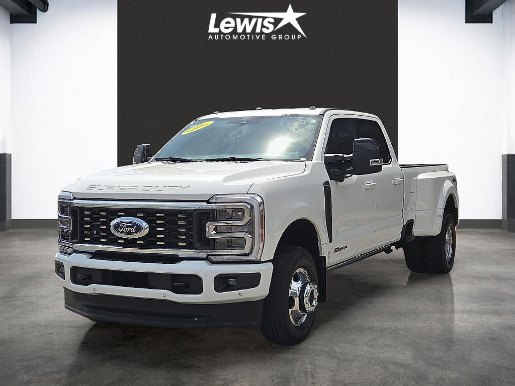 Used 2026 Ford F350 Platinum AWD/4WD image 1