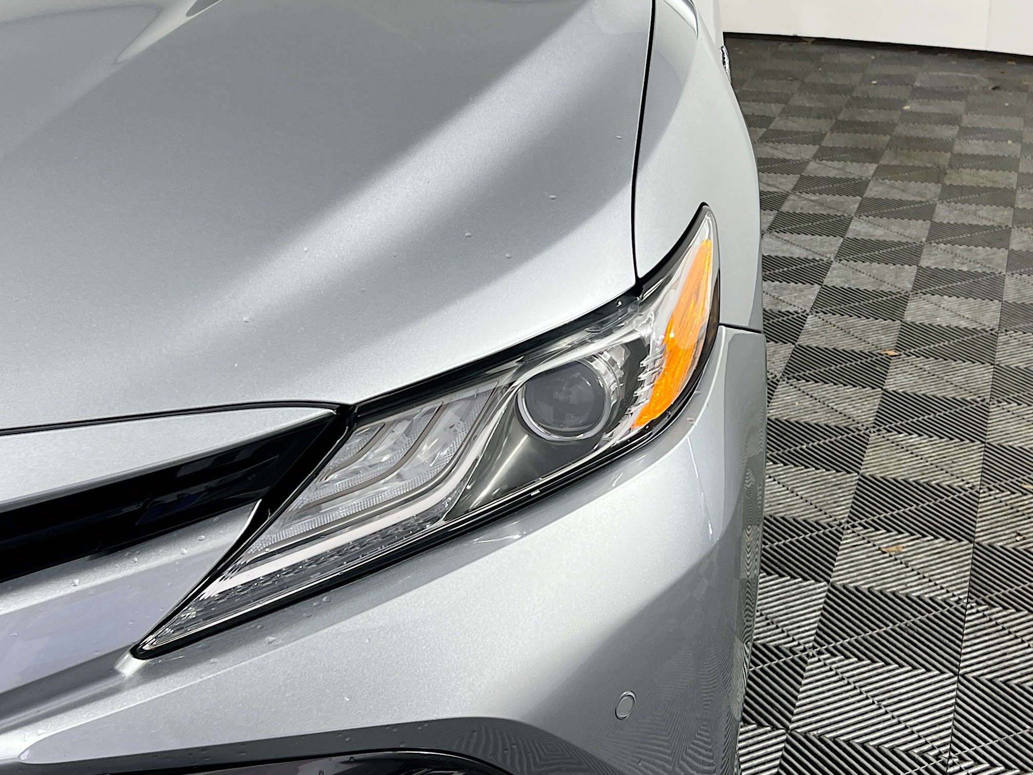 Used 2019 Toyota Camry XLE w/ Driver Assist Package image 11