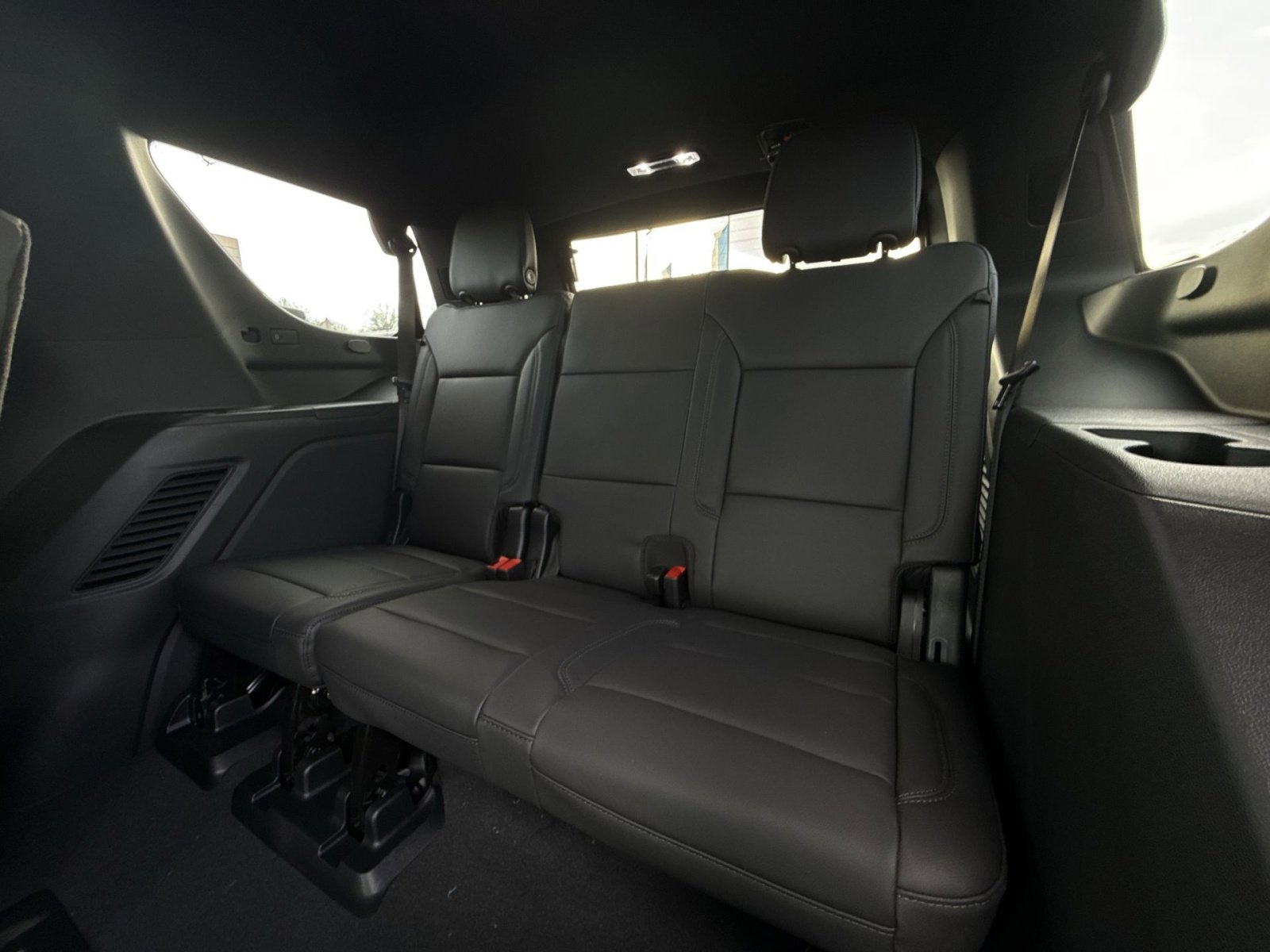 New 2026 Chevrolet Tahoe LT w/ Comfort Package image 25