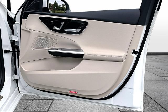 Certified 2024 Mercedes-Benz C 300 4MATIC Sedan image 32
