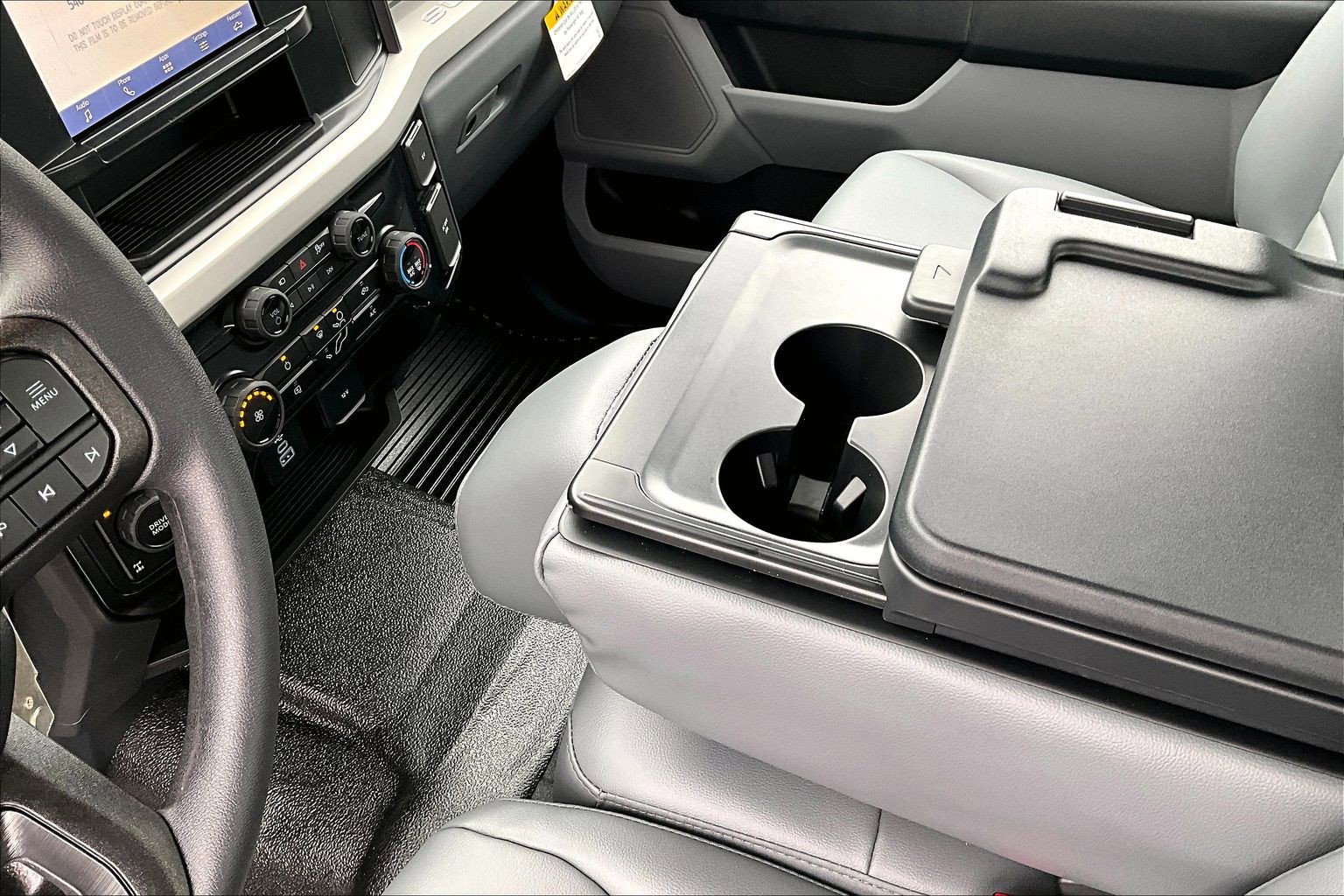 New 2026 Ford F250 XL w/ 360-Degree Camera Package AWD/4WD image 8