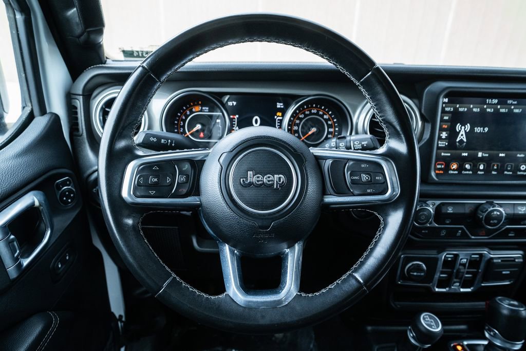 Used 2022 Jeep Wrangler Unlimited Sahara image 18