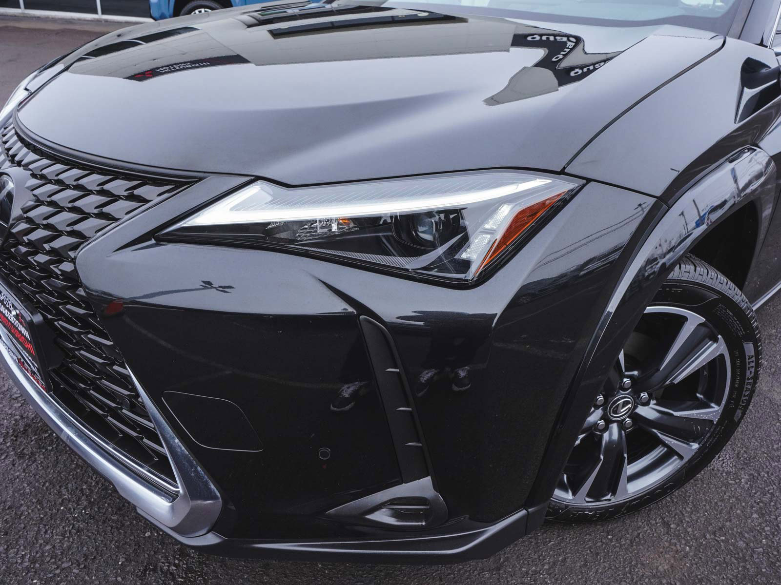 Used 2023 Lexus UX 250h AWD w/ Premium Package image 49