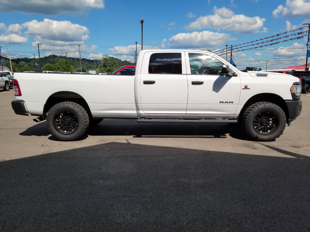 Used 2022 RAM 3500 Tradesman AWD/4WD image 21