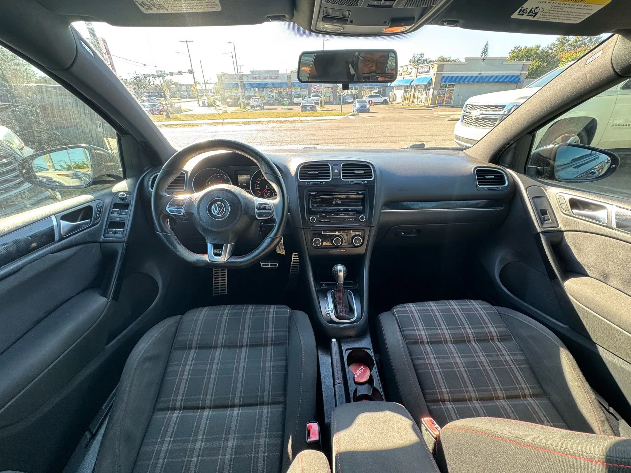 Used 2014 Volkswagen GTI Wolfsburg Edition image 12