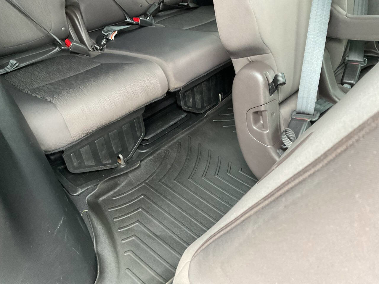Used 2018 Honda Odyssey EX image 45