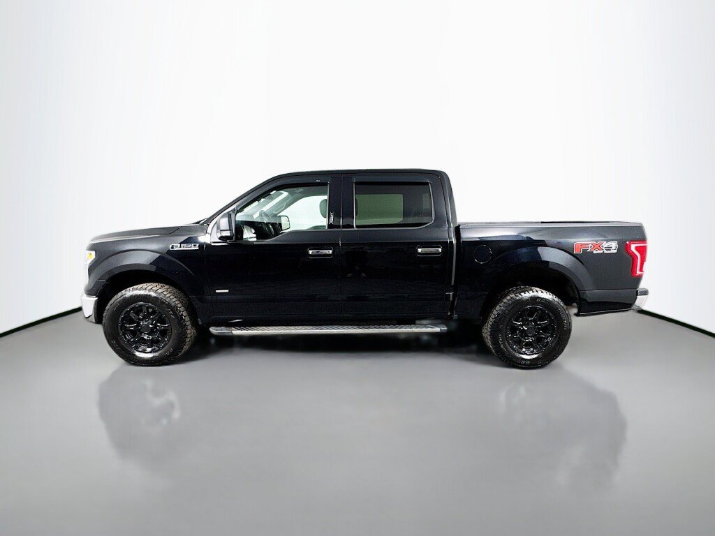 Used 2016 Ford F150 XLT w/ Equipment Group 302A Luxury AWD/4WD image 2