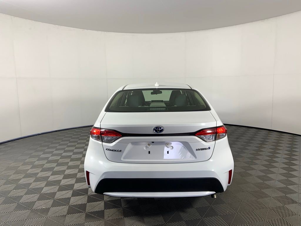 Used 2021 Toyota Corolla LE image 8