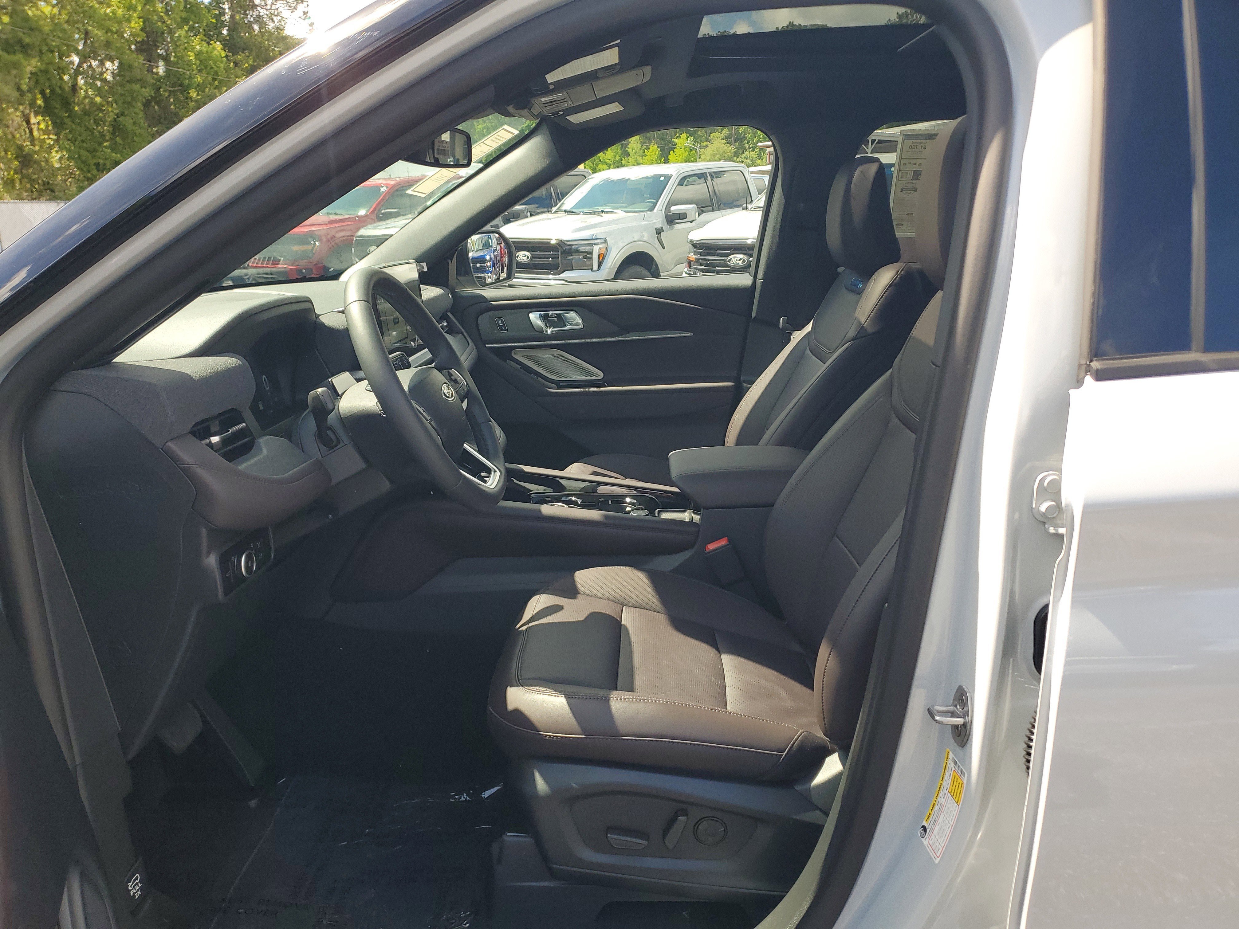 New 2026 Ford Explorer Platinum RWD image 20