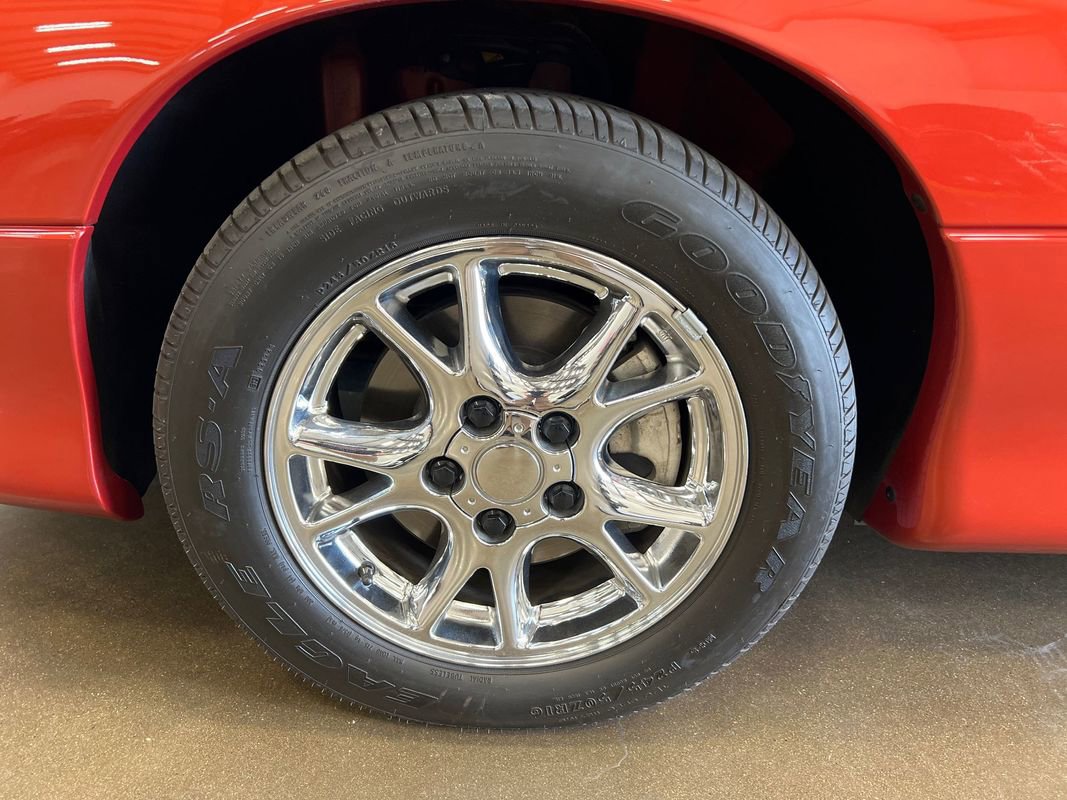 Used 2002 Chevrolet Camaro Z28 w/ Preferred Equipment Group image 63