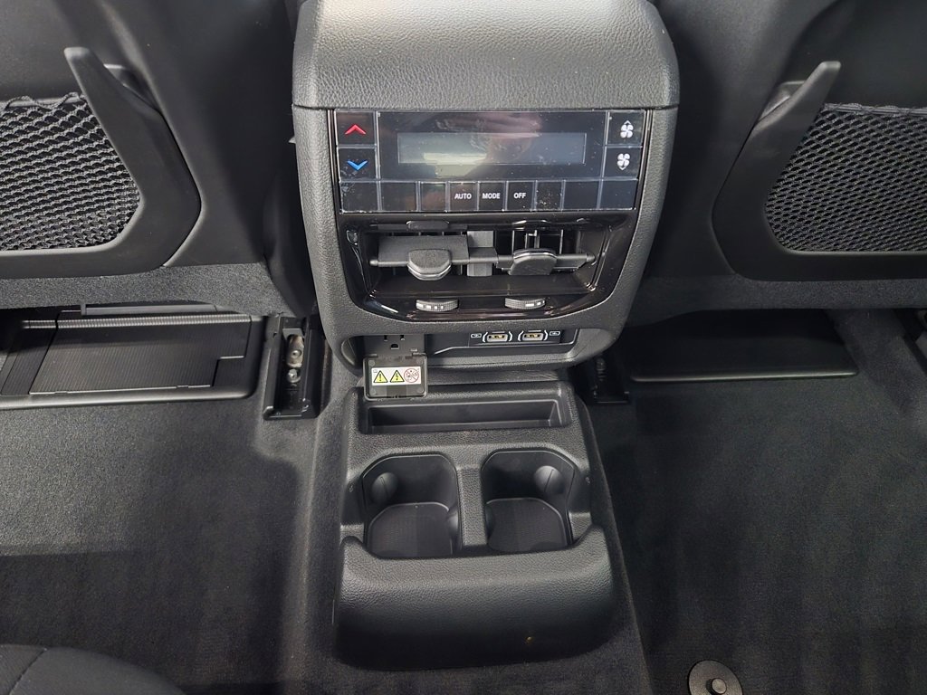 New 2025 Jeep Grand Cherokee L Laredo w/ Luxury Tech Group I image 24