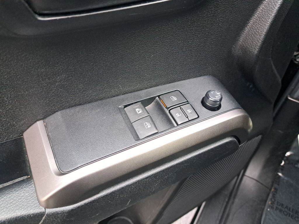 Used 2022 Toyota Tacoma TRD Sport image 31