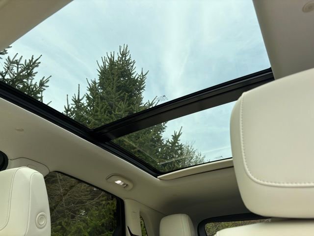 Used 2023 Cadillac XT5 Premium Luxury w/ Technology Package image 22