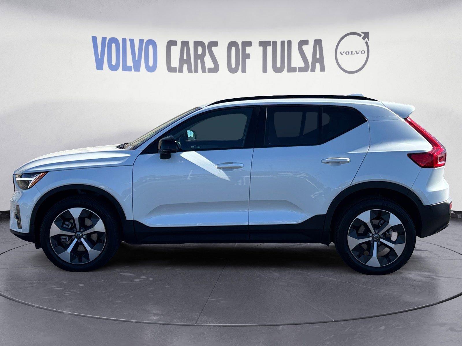 New 2026 Volvo XC40 B5 Plus w/ Protection Package Premier image 2