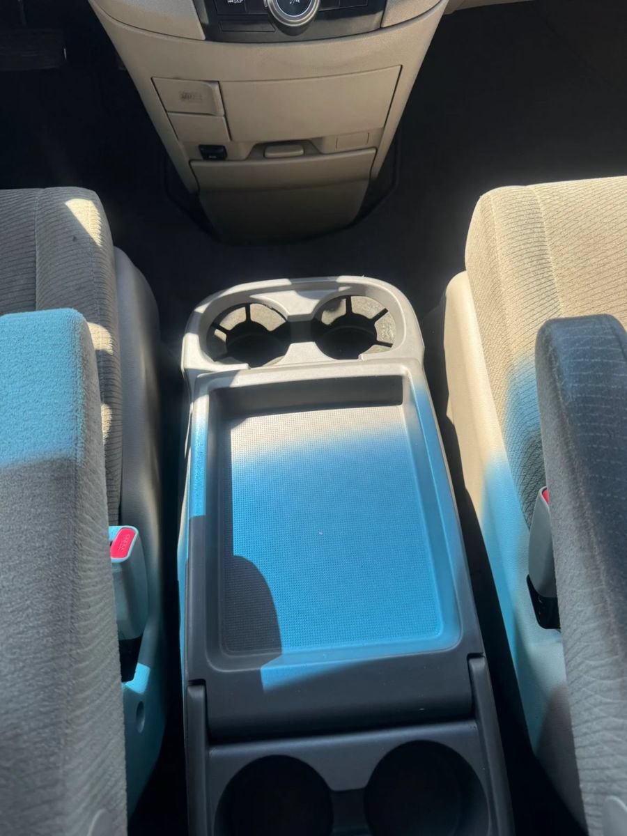 Used 2012 Honda Odyssey LX image 27