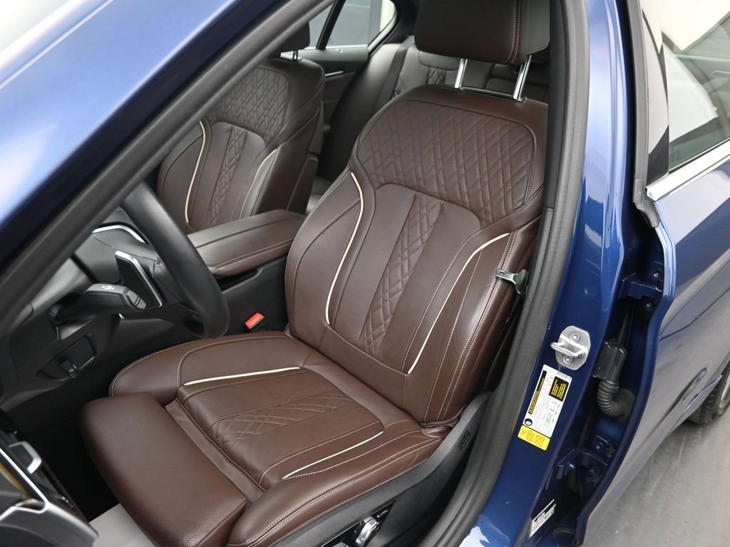 Certified 2022 BMW 540i 540i w/ Premium Package image 13