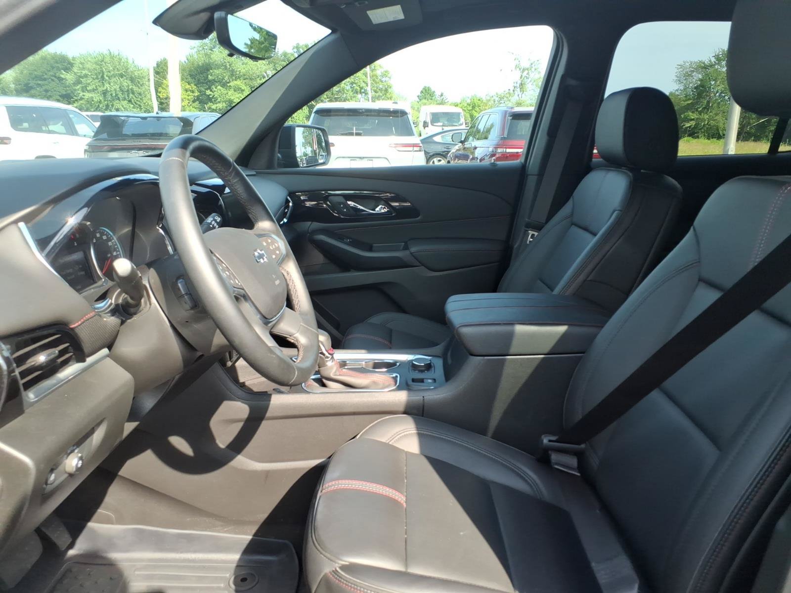 Used 2023 Chevrolet Traverse RS AWD/4WD image 20