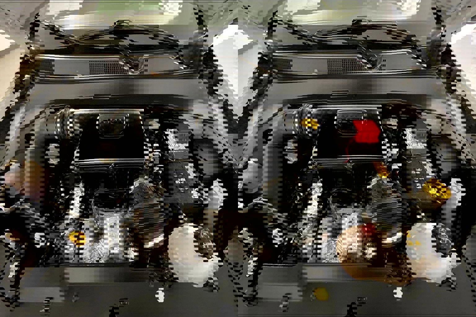 Used 2025 Jeep Compass Limited image 10