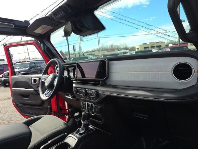 Used 2025 Jeep Wrangler Unlimited Sahara w/ Safety Group image 46