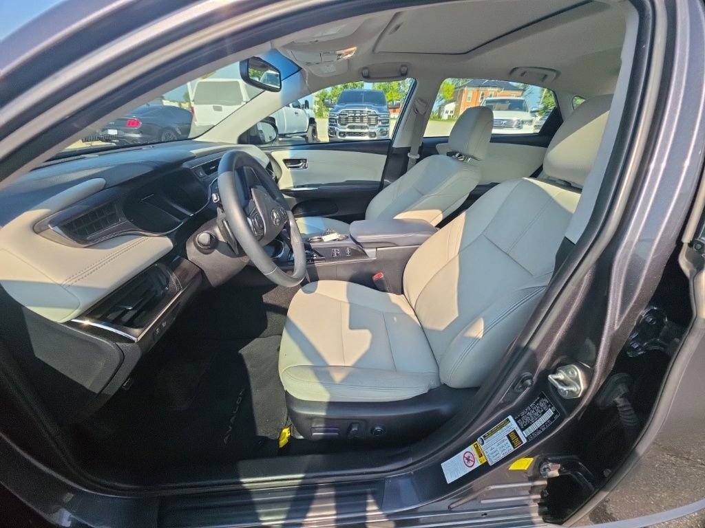 Used 2015 Toyota Avalon XLE Touring FWD image 13