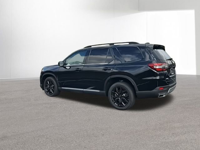 New 2025 Honda Pilot Touring image 6